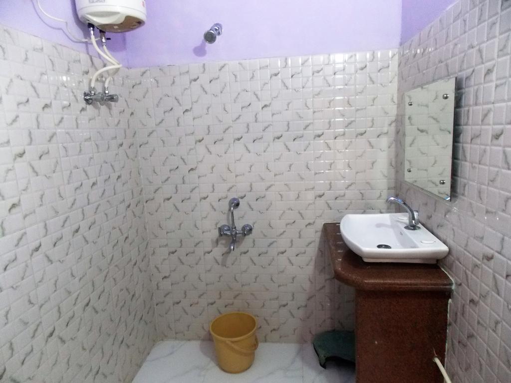 Hotel Goverdhan Tourist Complex Fatehpur Sīkri Rum bild