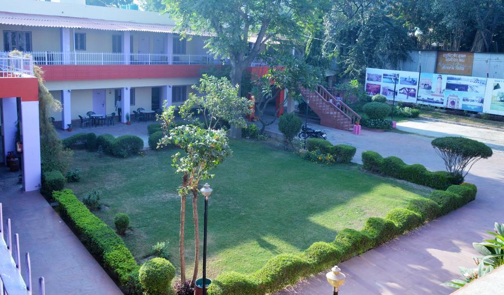 Hotel Goverdhan Tourist Complex Fatehpur Sīkri Exteriör bild